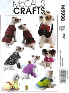 Patrón de ropa para mascotas McCall's M5998 talla S-XL SIN CORTAR - Imagen 1 de 2