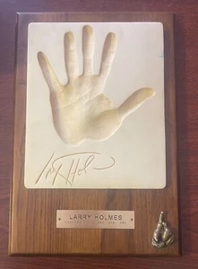 World Heavyweight Boxing Champion Larry Holmes Hand Print Plaque - Picture 1 of 7