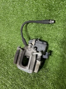 11-18 BMW X3 X4 F25 F26 REAR LEFT DRIVER DISC BRAKE CALIPER w/ PARKING ACTUATOR - Picture 1 of 4