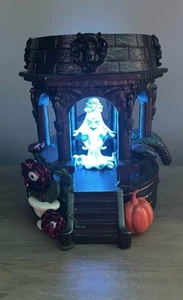 Halloween 2024 Light Up Haunted Gazebo Candle Holder Bath and Body works - Picture 1 of 2