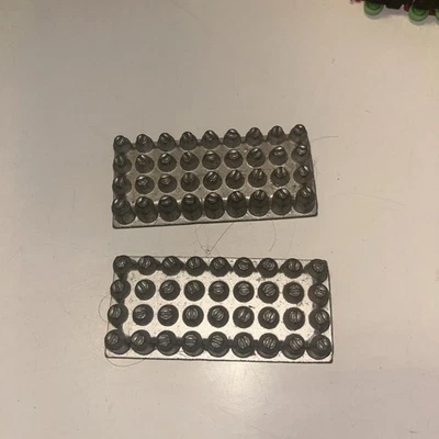 Vintage CORGI TOYS Cargoes 1487 Die-Cast Milk Churns x 2 - Image 1 of 3