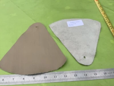 PIEZAS DE CHATARRA RETRO BEIGE 2 MUESTRAS PIEL DE VACA CUERO GENUINO MATERIAL TELA Artesanía Foto 1 de 4