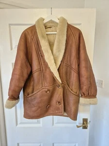 Fenland Sheepskin Coat Womens Size UK 12  Leather Soft Winter Jacket  - Picture 1 of 24