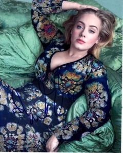 Fotografía firmada por Adele 8x10 autografiada - Imagen 1 de 1