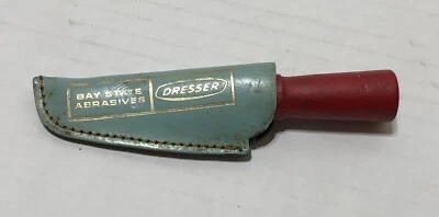 Adhesivos de bolsillo vintage Bay State DRESSER piedra de afilar con mango de madera roja Foto 1 de 3