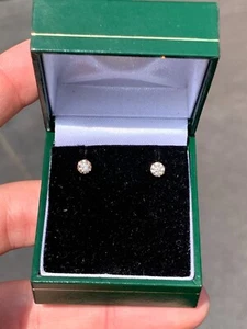 18ct gold diamond 1/2ct stud earrings boxed - Picture 1 of 11