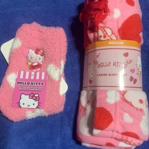 Valentines hello kitty sleep pants size M and slipper socks  2025  - Picture 1 of 1