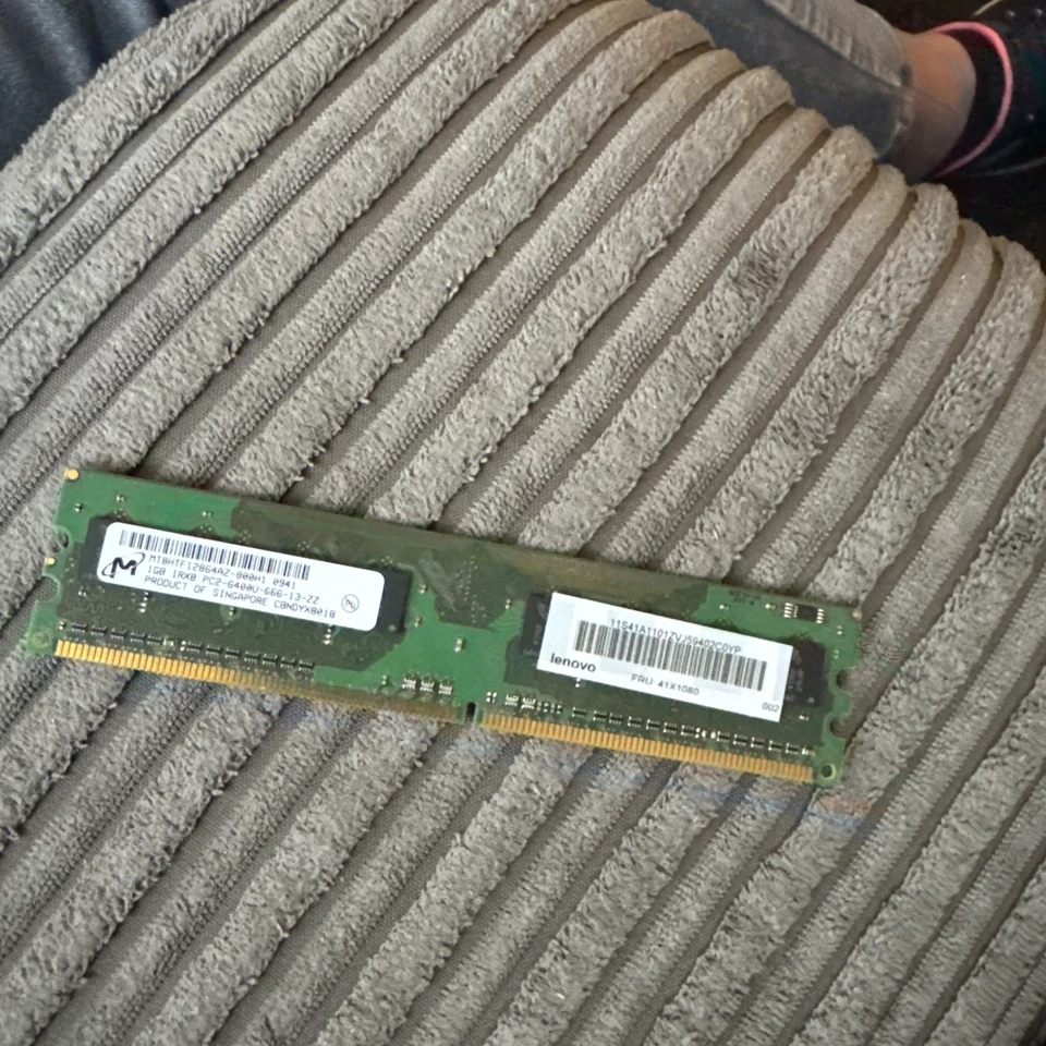 1GB Micron DDR2-800 PC2-6400E Non-Reg ECC RAM MT9HTF12872AY-800E1 HP 444908-051 - Image 1 of 1