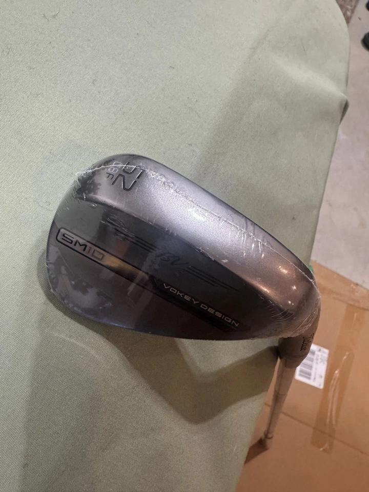 NEW Titleist SM10  52  8  F   Wedge  BRUSHED NICKEL - Image 1 of 1