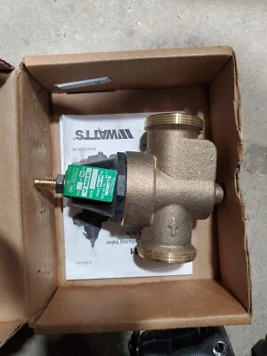 *NEW* WATTS Water Pressure Reducing Valve 1" 25-75psi LFN45BM1-U - Image 1 of 3