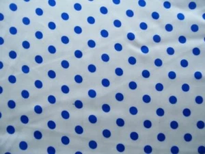 33″ X 43″ OFF WHITE SILK CHARMEUSE W/ ROYAL BLUE POLKA DOTS PRINT FABRIC - Imagen 1 de 1