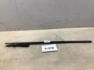 Dodge Grand Caravan 2012 puerta corredera trasera izquierda ventana moldura OEM+ Foto 1 de 4