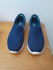 SKECHERS GO WALK FLEX - WOMENS US 7.5 SLIP ON WALKING SHOES - NAVY BLUE - Picture 1 of 10