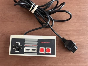 Nintendo Classic NES Controller - Grau - Bild 1 von 3