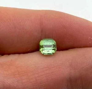 Piedra preciosa suelta de turmalina natural 1,4 ct., corte cojín, 6,5x6,5x5,1 mm. - Imagen 1 de 5
