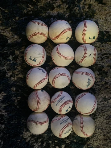 15 Mlb baseballs BP Balls Cover