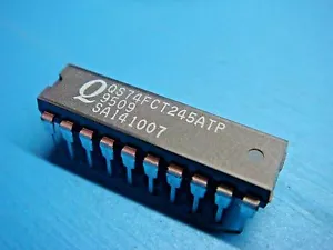 (5) QS QS74FCT245ATP CMOS TRANCEIVER 8-BIT HIGH SPEED 20 PIN DIP 74FCT245 - Bild 1 von 3