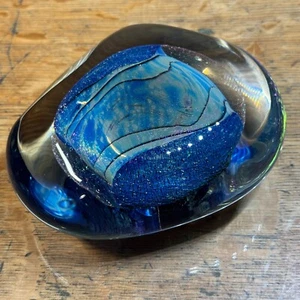 Art Glass Paperweight Robert Eickholt 2000 Disk Iridescent 5" Diameter - Picture 1 of 6
