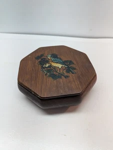 Vintage große handgefertigte bemalte Holz Rotkehlchen Vögel Szene Achteck Andenken Deckel Box - Bild 1 von 7