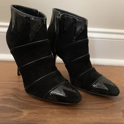 Manolo Blahnik Black Short Heel Boots Booties Suede Patent Leather 36.5 6 EUC - Image 1 of 4