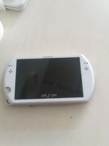 PSP go White-Wi-Fi/Bluetooth, 480×272 Res, Media Playback, Handheld Gaming - Picture 1 of 2
