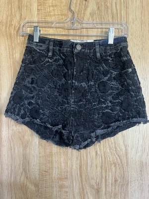 Free People Black Etienne Field Ultra High Rise Embroidered Floral Shorts Sz 26 - Image 1 of 3