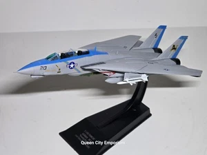 US Navy F-14D Tomcat VF-2 Bounty Hunters 1:100 Scale Diecast Desk Model - Picture 1 of 8