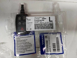 RADIOCOMANDO KEY CHIAVE VOLVO V50 C30 S40 SLOT OEM 433 MHZ NO KEYLESS GO - Picture 1 of 3