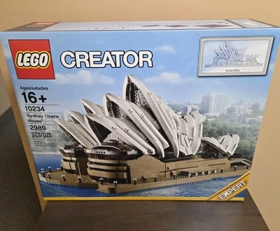 LEGO Creator 10234 Sydney Opera House NIB - sealed - Image 1 of 4