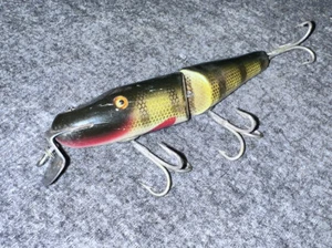 Señuelo de pesca de madera vintage Creek Chub articulado husky Pikie pececito #2600 (#2199) - Imagen 1 de 8