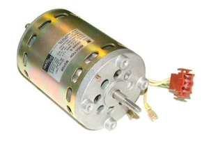 Japan Servo U2045-5 Induction Motor 115V 0.6A 23/27W 3450 RPM 50/60 Hz - Picture 1 of 2