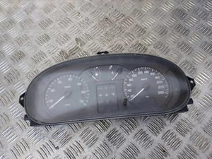 Bloc Compteur - RENAULT MEGANE I (1) 1.6L ESS 107CV 184,206 KMS - Réf 8200071820 - Picture 1 of 4