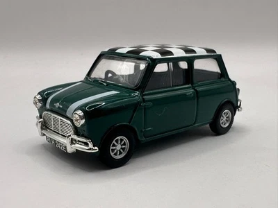 Corgi Vanguards Mini Cooper S VA02511 Green / Checker Roof Limited Edition 1:43 - Image 1 of 3