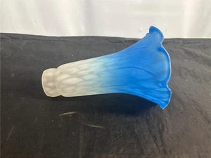 Tiffany Style Tulip Lily Trumpet Ruffled Lamp Shade Blue & White 1 3/8" & 4 1/4" - Picture 1 of 1