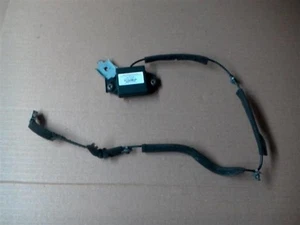 2009 09 Nissan VERSA ANTENNA computer module 28212-EM30A  33504 - Picture 1 of 11