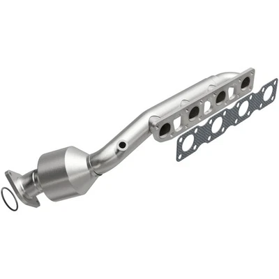 For Infiniti M45 & Q45 Magnaflow 49-State Catalytic Converter w/ Manifold - Image 1 of 4