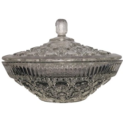 Винтажная конфетная тарелка чаша с крышкой из прозрачного стекла с узором бриллиантовой огранки 7 дюймов - Изображение 1 из 4