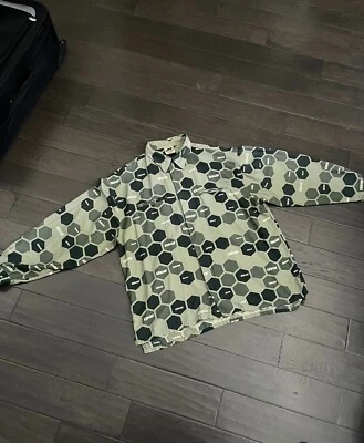 Ropa de calle vintage MECCA manga larga verde XL con estampado de logotipo con botones Foto 1 de 4