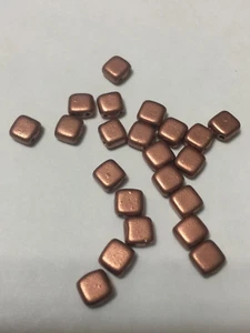 Cuentas de azulejos checas de vidrio cuadrado de 6 mm Czechmates de dos agujeros - Imagen 1 de 46