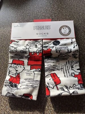 Calcetines Hallmark Peanuts “Charlie Brown Christmas” Doghouse Snoopy Talla Única Foto 1 de 2