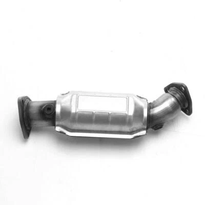 Catalytic Converter for 1998-2001 Volkswagen Passat Turbo 1.8L L4 GAS DOHC - Image 1 of 3