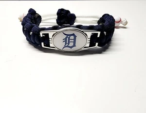 Detroit Tigers Adjustable Charm Bracelet Fan Apparel & Souvenir Baseball MLB - Picture 1 of 6