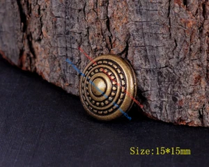 20 PIEZAS Retro Pirámide Latón Con Tachuelas Rápidas Remaches para Bolso de Artesanía Zapatos - Imagen 1 de 10