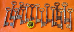lote de 15 llaves esqueleto antiguas de colección con forma de corazón sin cortar finales de 1800 cir - Imagen 1 de 1
