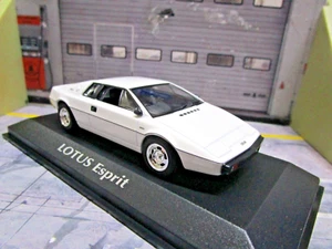 LOTUS Esprit weiss white GB 1978 940135220 Minichamps Maxichamps  1:43 - Bild 1 von 4