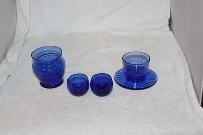 批量 4 件 复古钴玻璃器皿 — 第 1/4 张图片