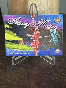 20-21 Panini Court Kings Artistry in Motion Hakeem Olajuwon #28 Houston Rockets - Picture 1 of 2