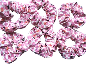 Handgefertigte Disney Minnie Mouse Stoff Haar Scrunchie Bommel Krawatte KOSTENLOSER VERSAND - Bild 1 von 2