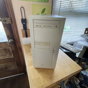 Inwin S500 ATX Mid Tower Computer Case Mint condition beige retro build sleeper - Picture 1 of 20