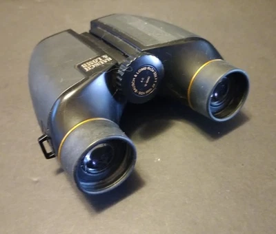 Компактный бинокль BAUSCH & LOMB 8x24, 335 футов на 1000 ярдов AC12-8240 - Изображение 1 из 4